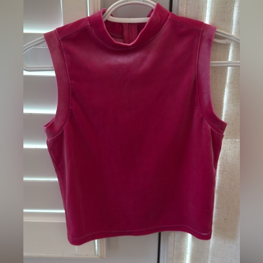 Good American Fuchsia Sleeveless Blouse